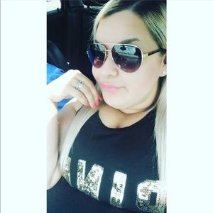 Meet your Posher, Teresa